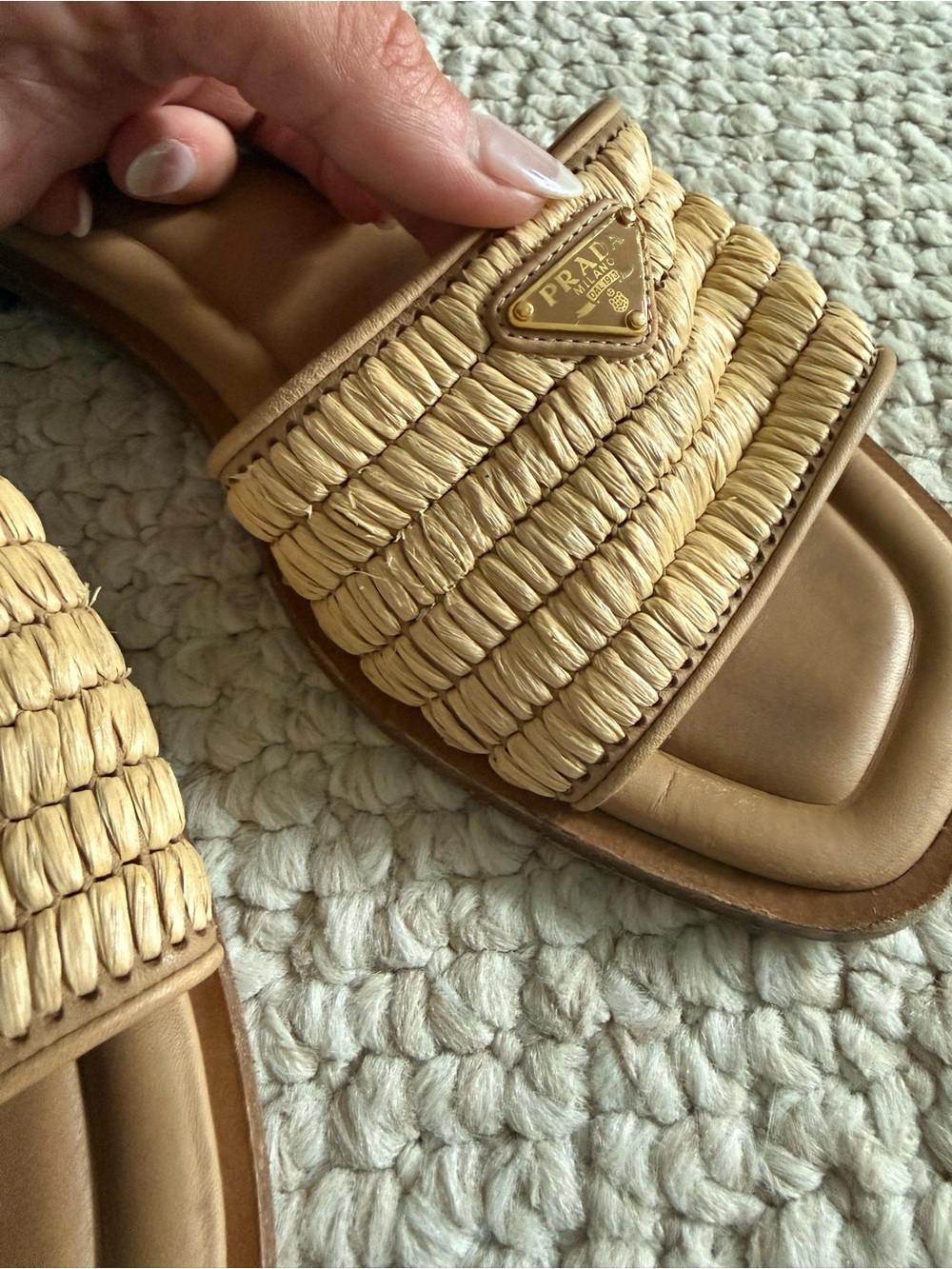 Prada Beige Raffia Slide Sandals with Gold Logo - Picture 5 of 6